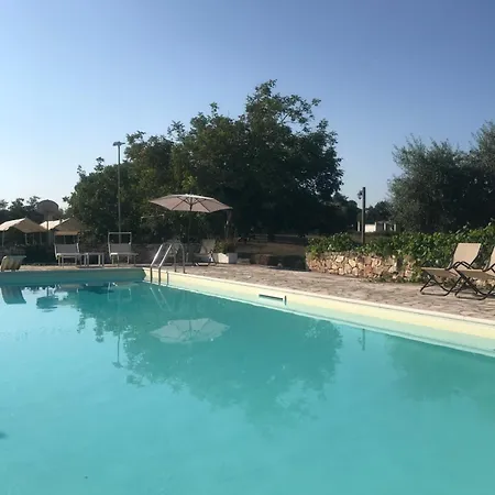 Trullo The Queen * Μαρτίνα Φράνκα
